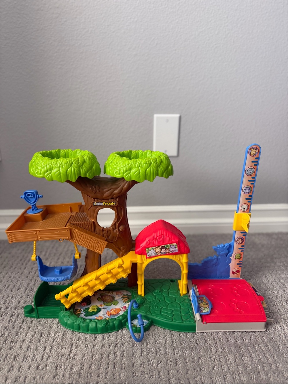 Fisher-Price Little People Big Animal Zoo Playset VTG